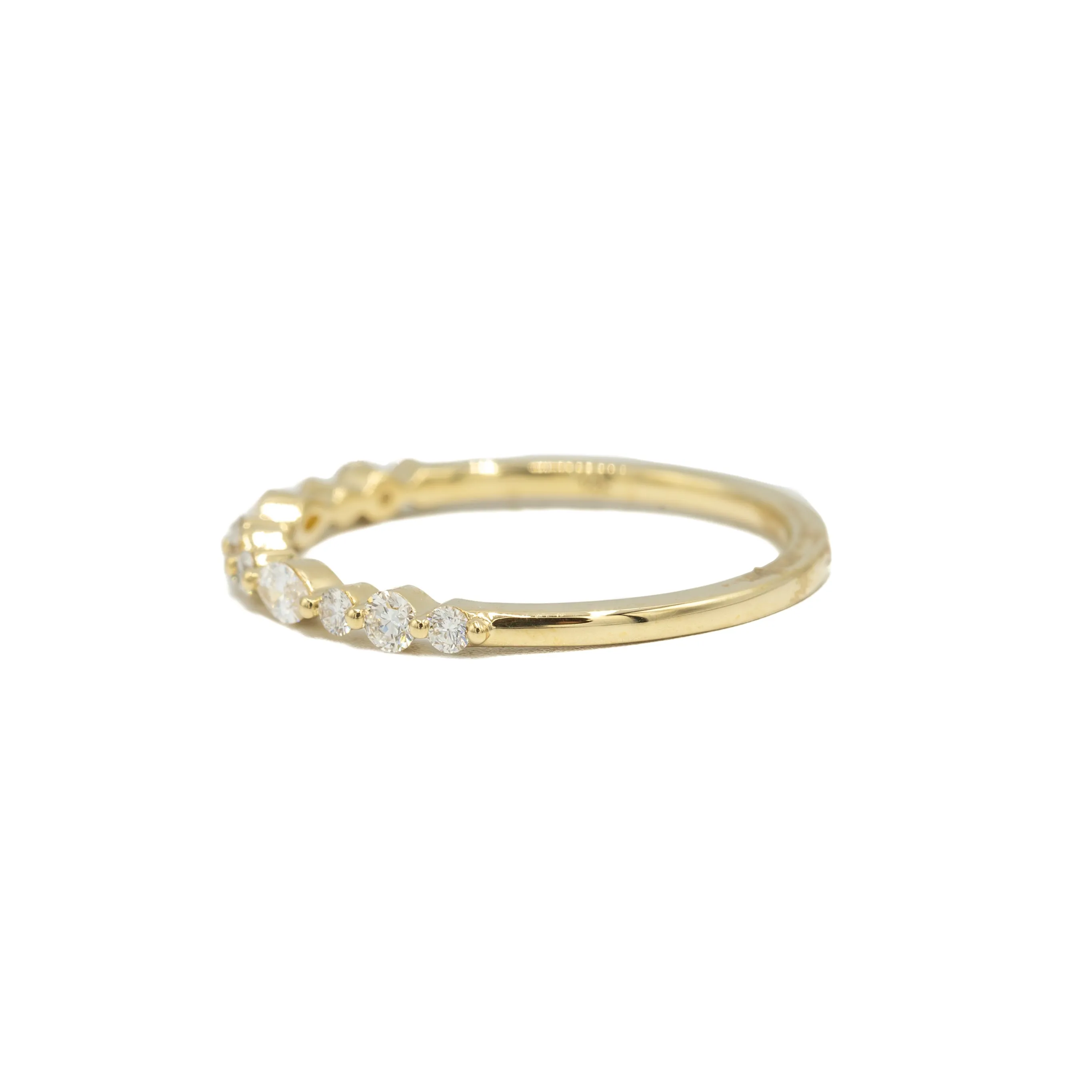 14ky Shared Prong Diamond Band