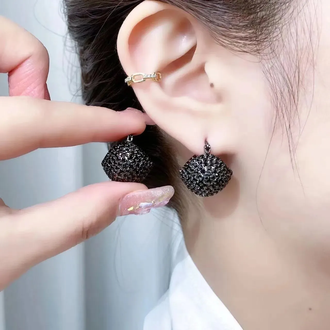 Black Crystal U-Shaped Bag Earrings