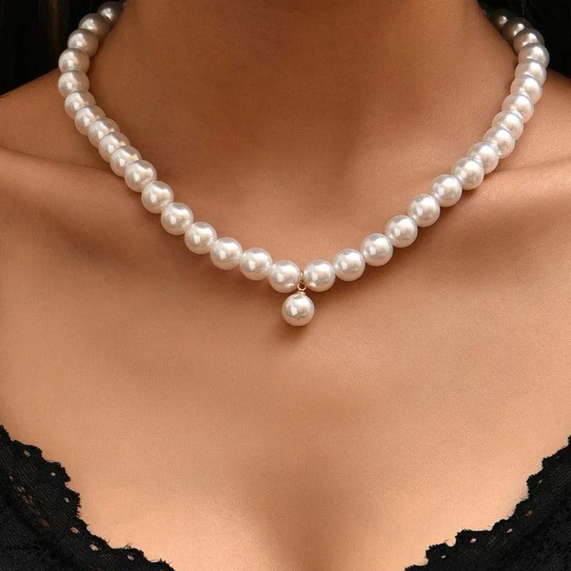 Imitation Pearl Choker