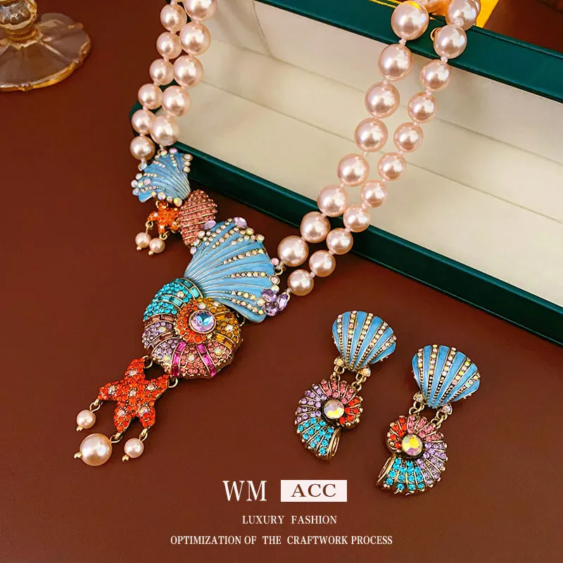 Medieval Pearl Shell Geometric Alloy Electroplating Necklaces