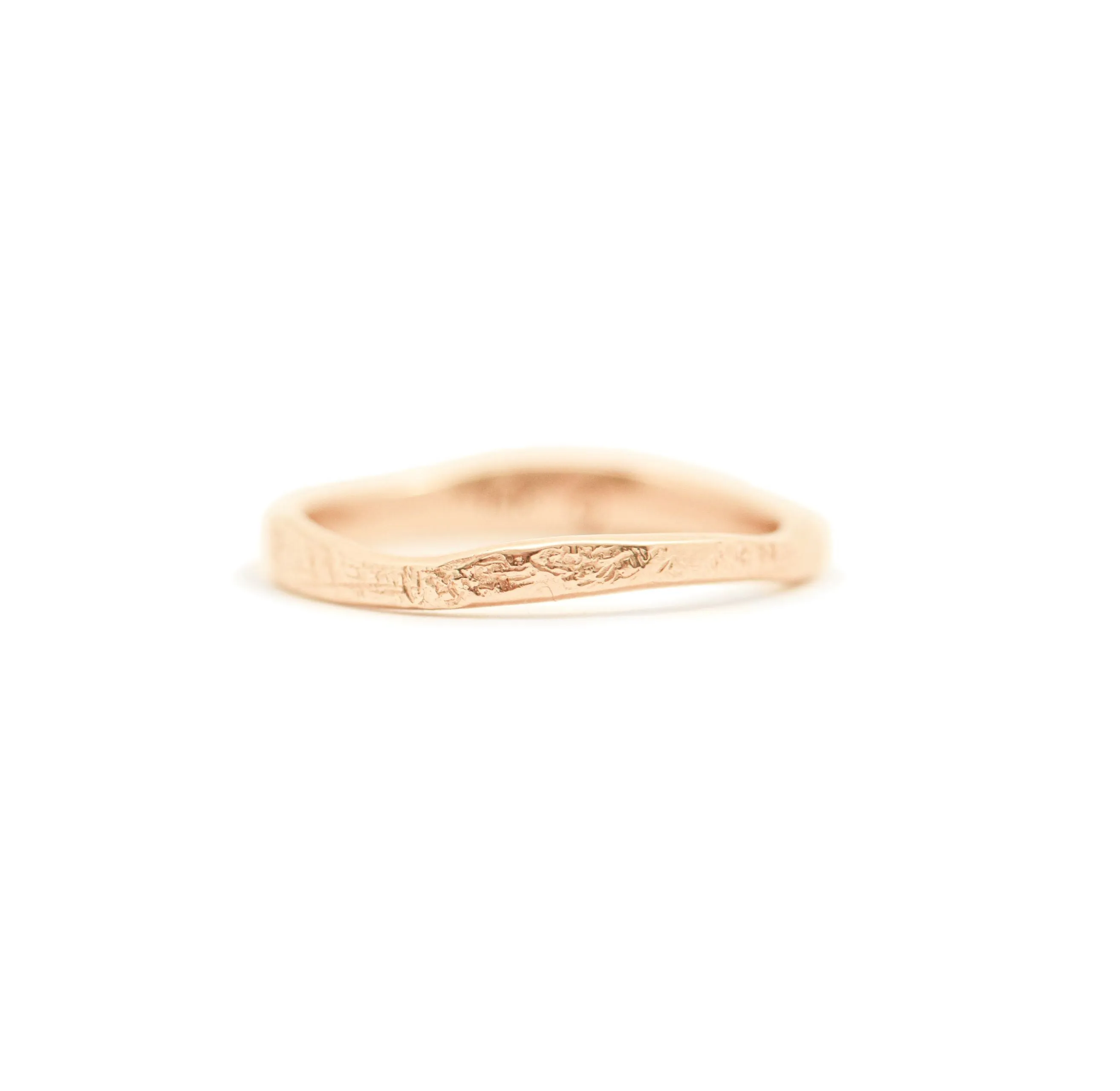 Narrow Escarpment Ring 14k