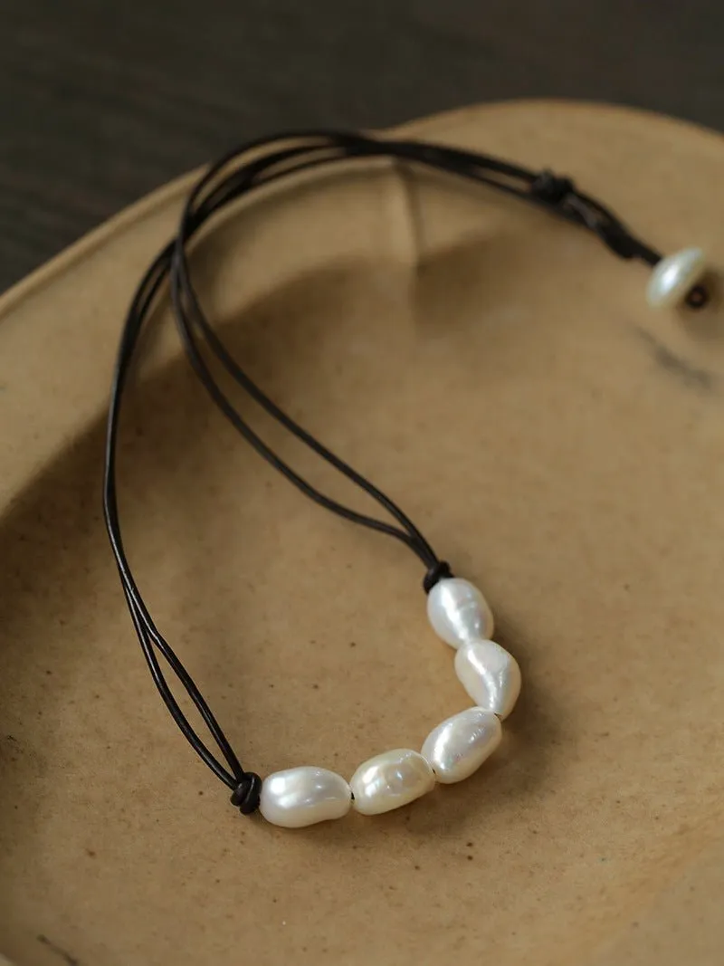 Niche Long Knotted Leather Pearl Short Necklace
