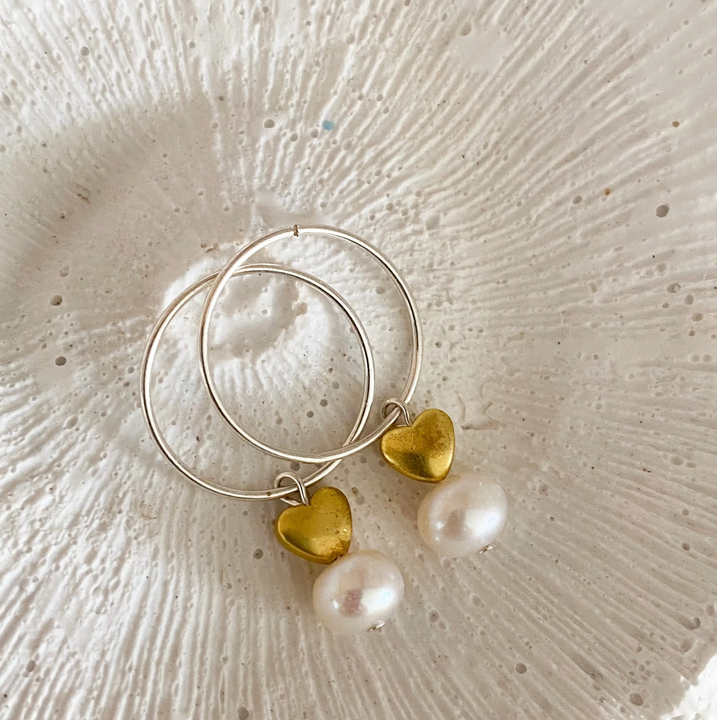 Pearl Heart Hoop Earrings "Love"
