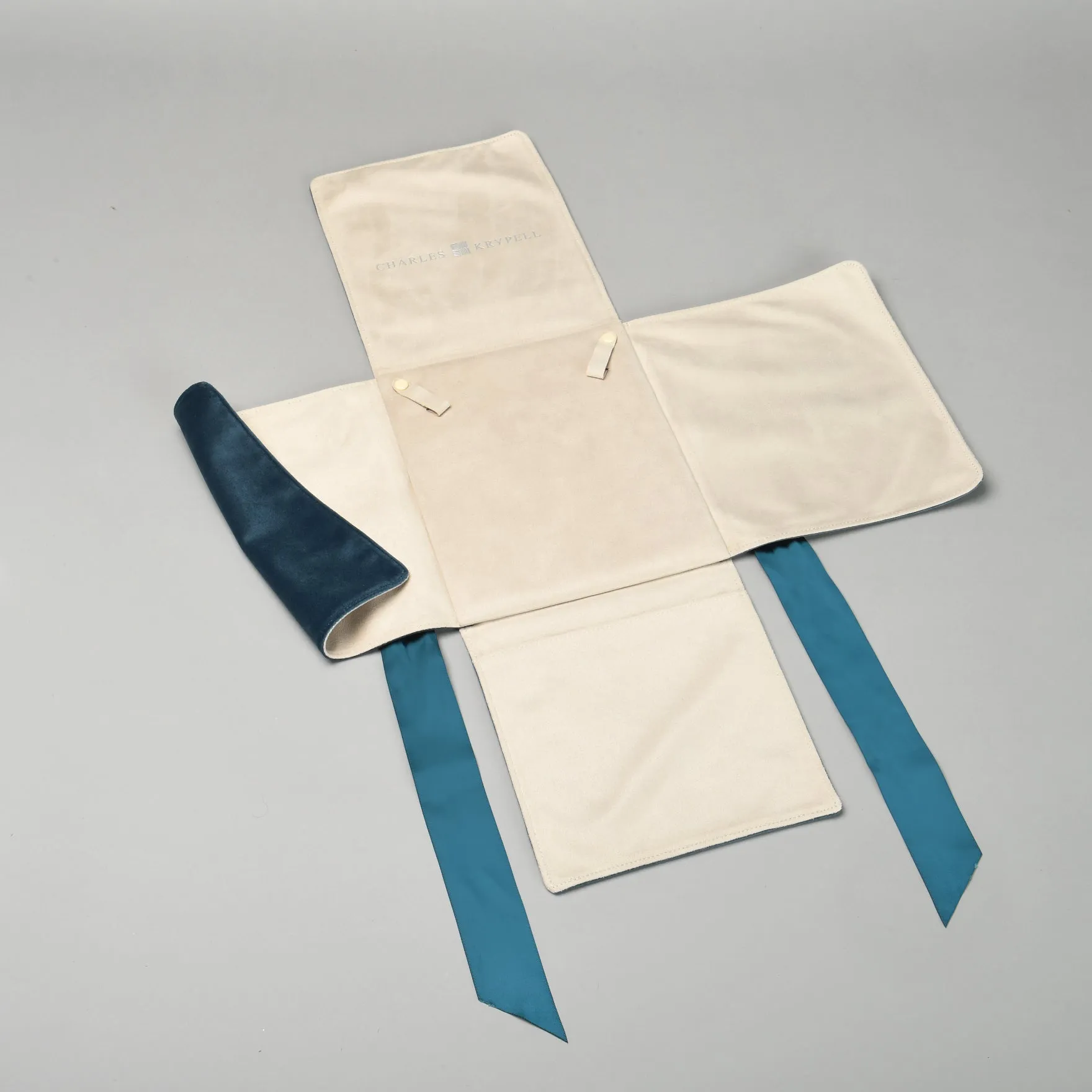 Plush Necklace Folder