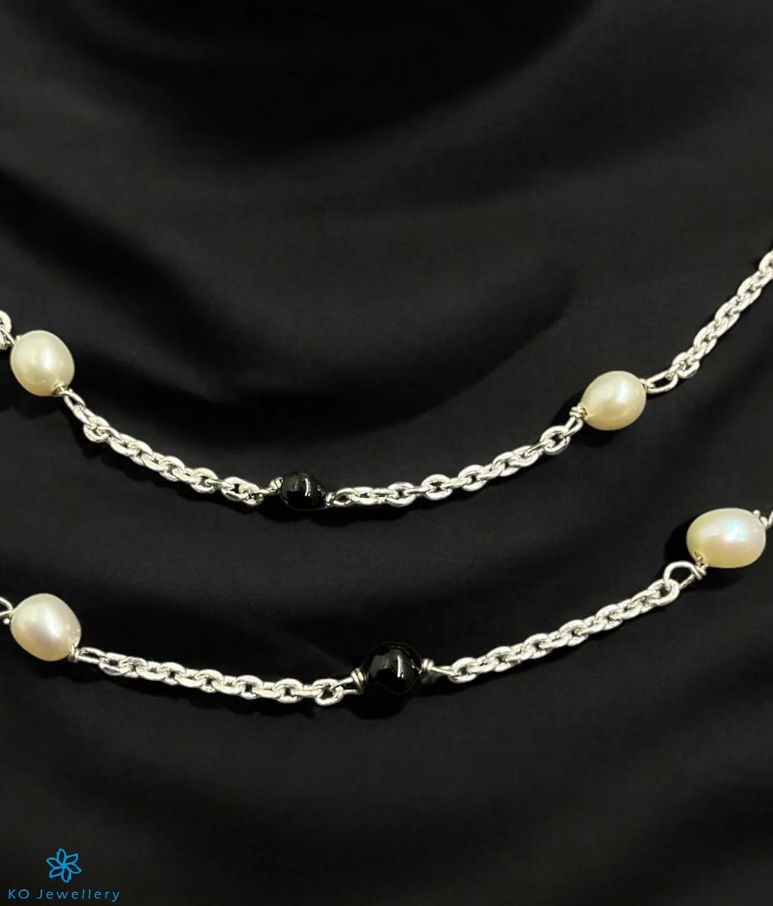 The Kalapa Silver Gemstone Anklets